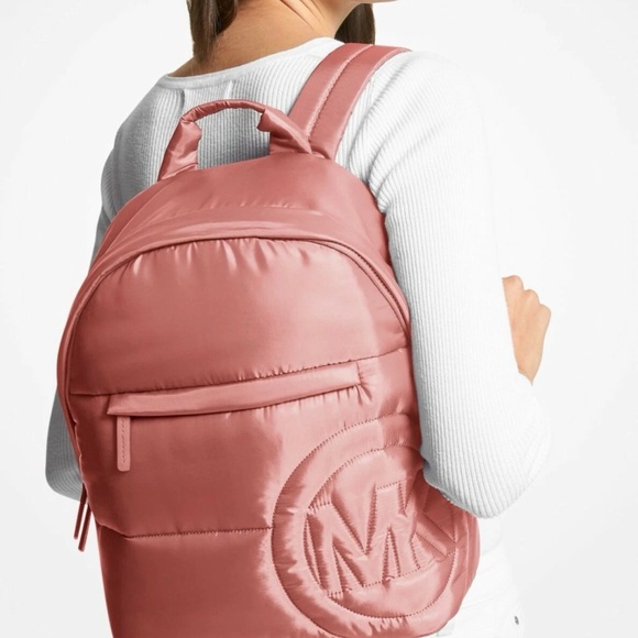 NWT Michael Kors Rae Medium Quilted Nylon Peach Backpack 35F1U5RB2C
Dust Bag - Picture 3 of 12
